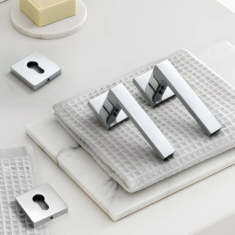 Poignée de Porte Intérieure | Carrée Moderne